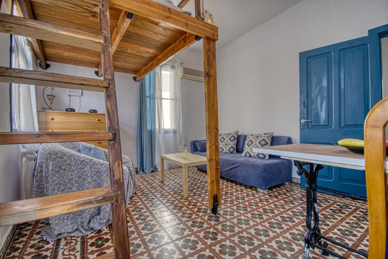 Mascot Bar Street Apartments Rhodes City Dış mekan fotoğraf
