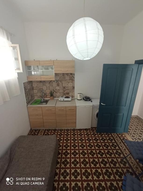 Mascot Bar Street Apartments Rhodes City Dış mekan fotoğraf