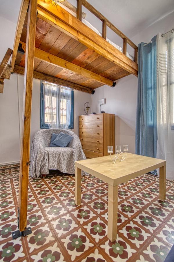 Mascot Bar Street Apartments Rhodes City Dış mekan fotoğraf