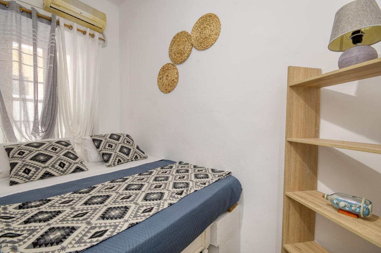 Mascot Bar Street Apartments Rhodes City Dış mekan fotoğraf