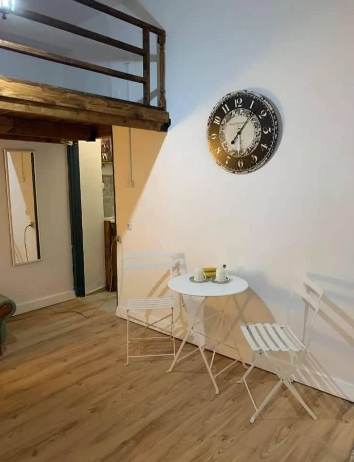 Mascot Bar Street Apartments Rhodes City Dış mekan fotoğraf